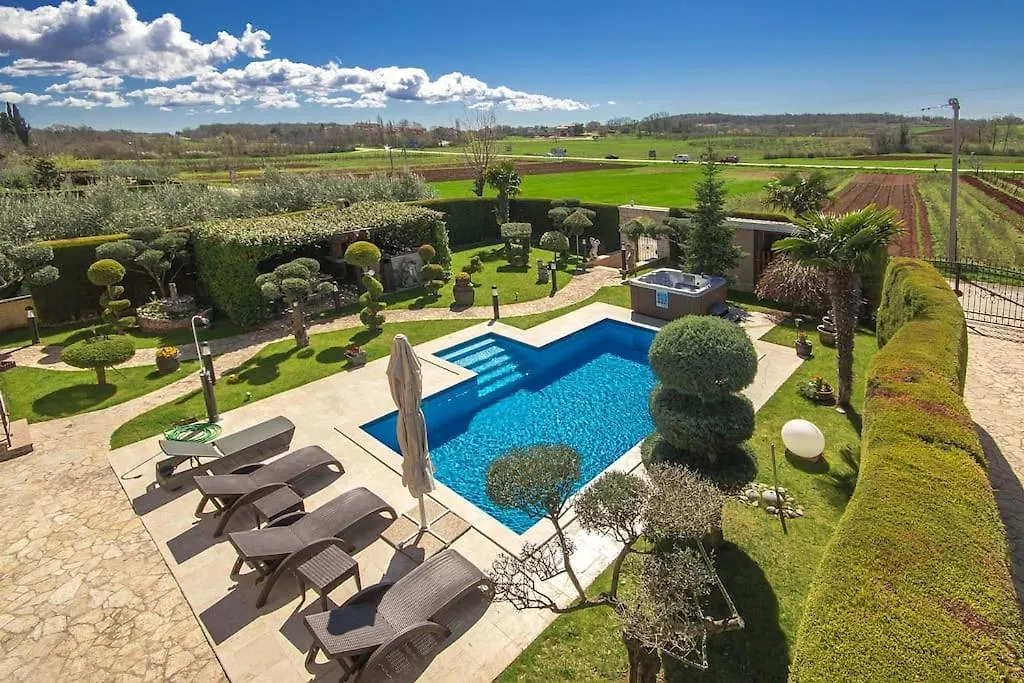 Teo Apartment Porec