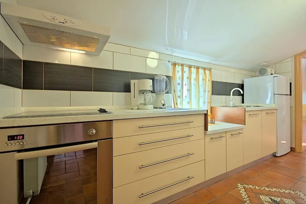 Teo Apartment Porec 0*,  Croatia